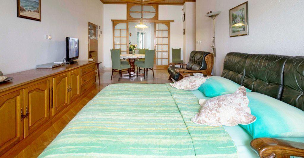 Apartma Jadranka *